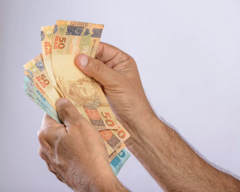 Duas apostas do Paraná levam quina da Mega-Sena e ganham R$ 50 mil cada
